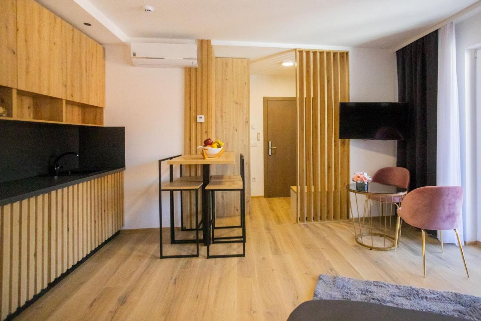 Happy House Old Town Luxury Apartamento Saraievo Exterior foto